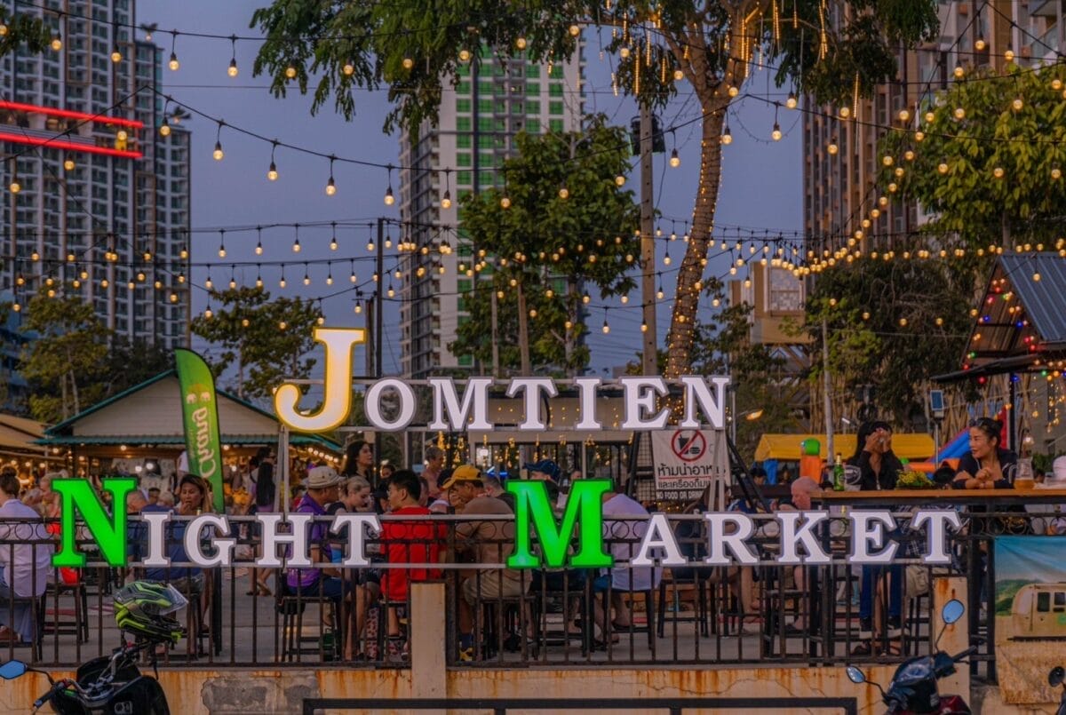 Jomtien Night Market Pattaya Where the Locals Go for Food and Fun