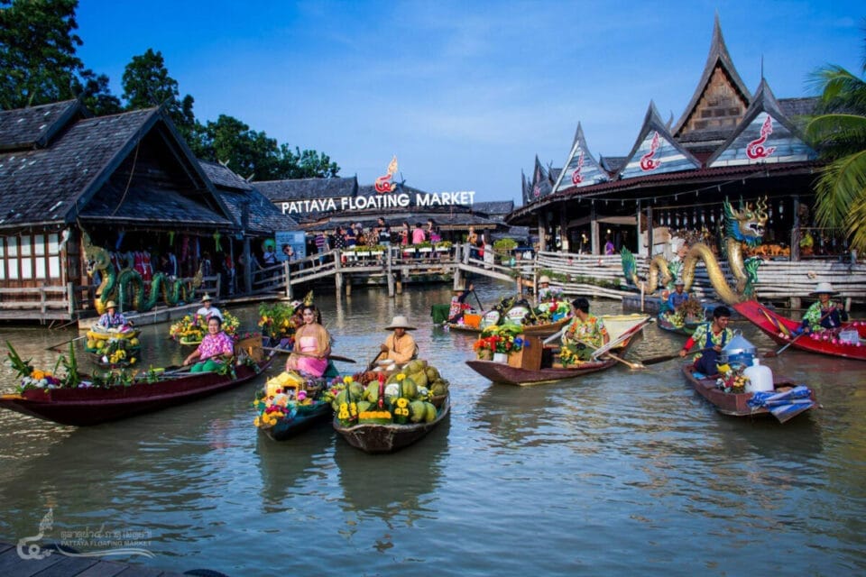 Pattaya Floating Market: A Journey Through Thailand's Vibrant Heritage 1 floating market in pattaya
