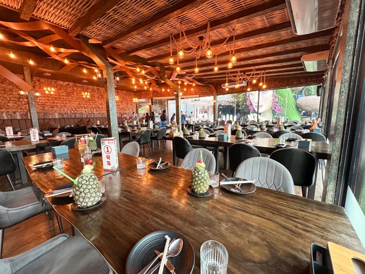 Exploring the Enchantment: 3 Mermaids Cafe & Restaurant Unveiled 1 mermaid restaurant pattaya