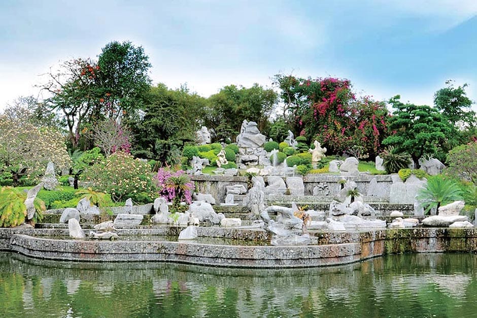 Experience the Thrill of the Million Years Stone Park & Pattaya Crocodile Farm 1 million years stone park & pattaya crocodile farm