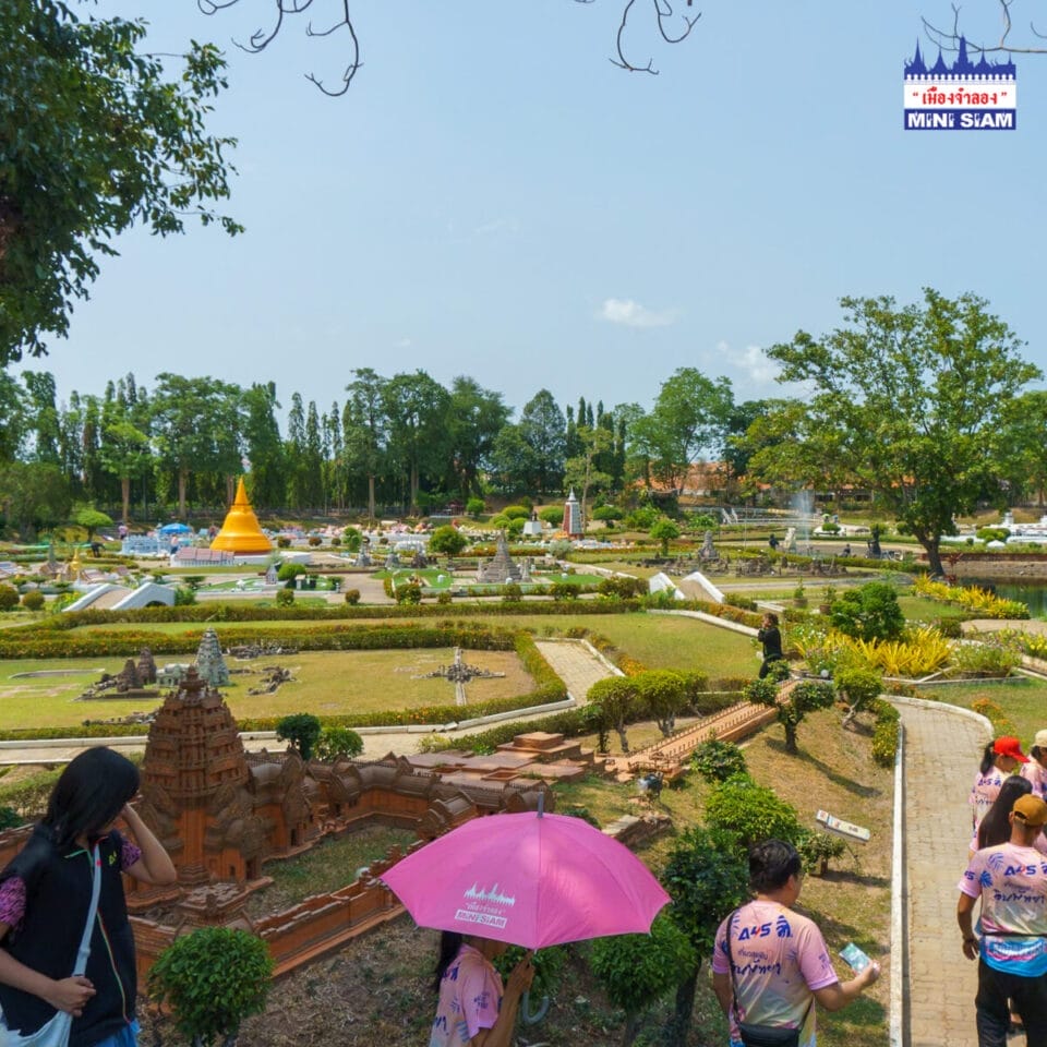 Explore the Iconic Landmarks of Thailand at Mini Siam Pattaya 2 mini siam pattaya tickets