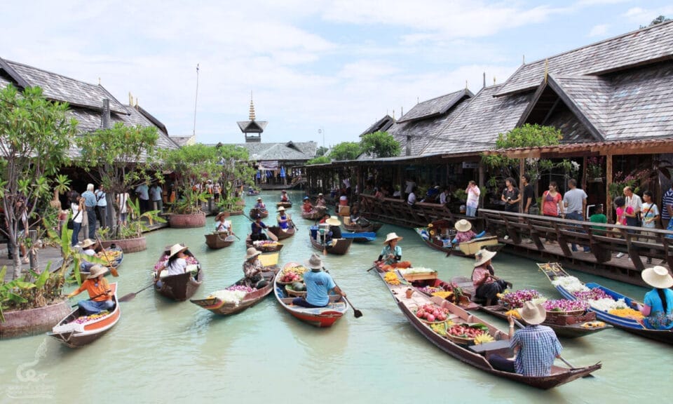 Pattaya Floating Market: A Journey Through Thailand's Vibrant Heritage 2 pattaya floating market